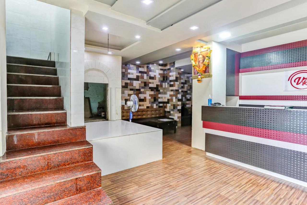OYO 83396 Hotel Vinyasa Residency Bombay